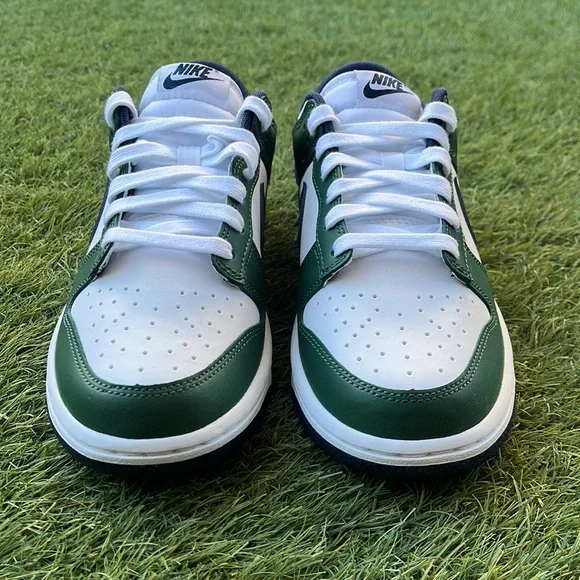 Nike Dunk Low - Picture 2 of 5